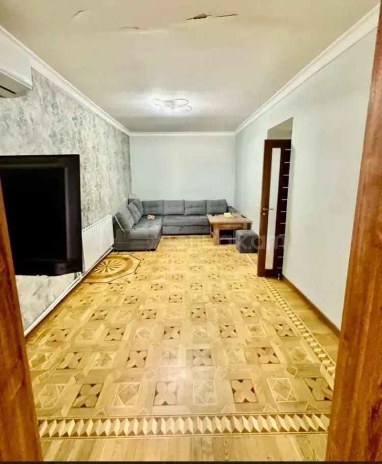 2 Սենյականոց Բնակարան Քարե Շենքում, 47քմ, 4/4 հարկ, Կապիտալ Վերանորոգված