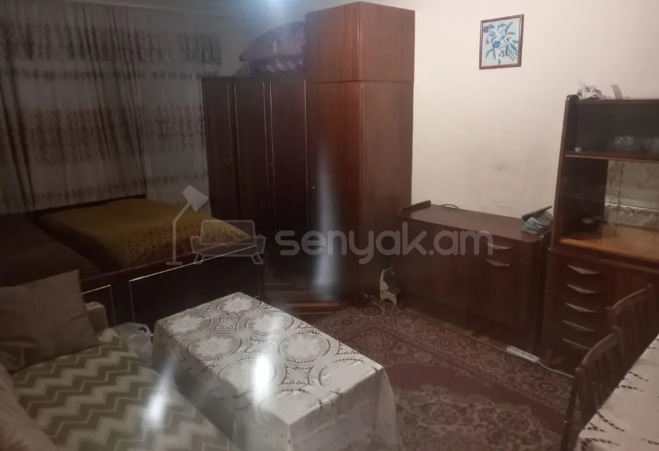 1 Սենյականոց Բնակարան, 31քմ, 1/5 հարկ, Պետական Վիճակում