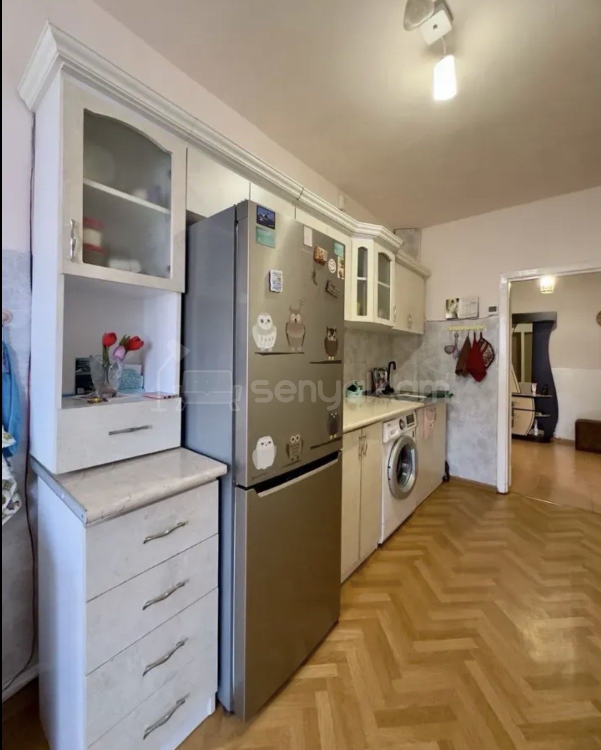 4 Սենյականոց Բնակարան Քարե Շենքում, 107քմ, 4/8 հարկ, Նորմալ Վիճակում