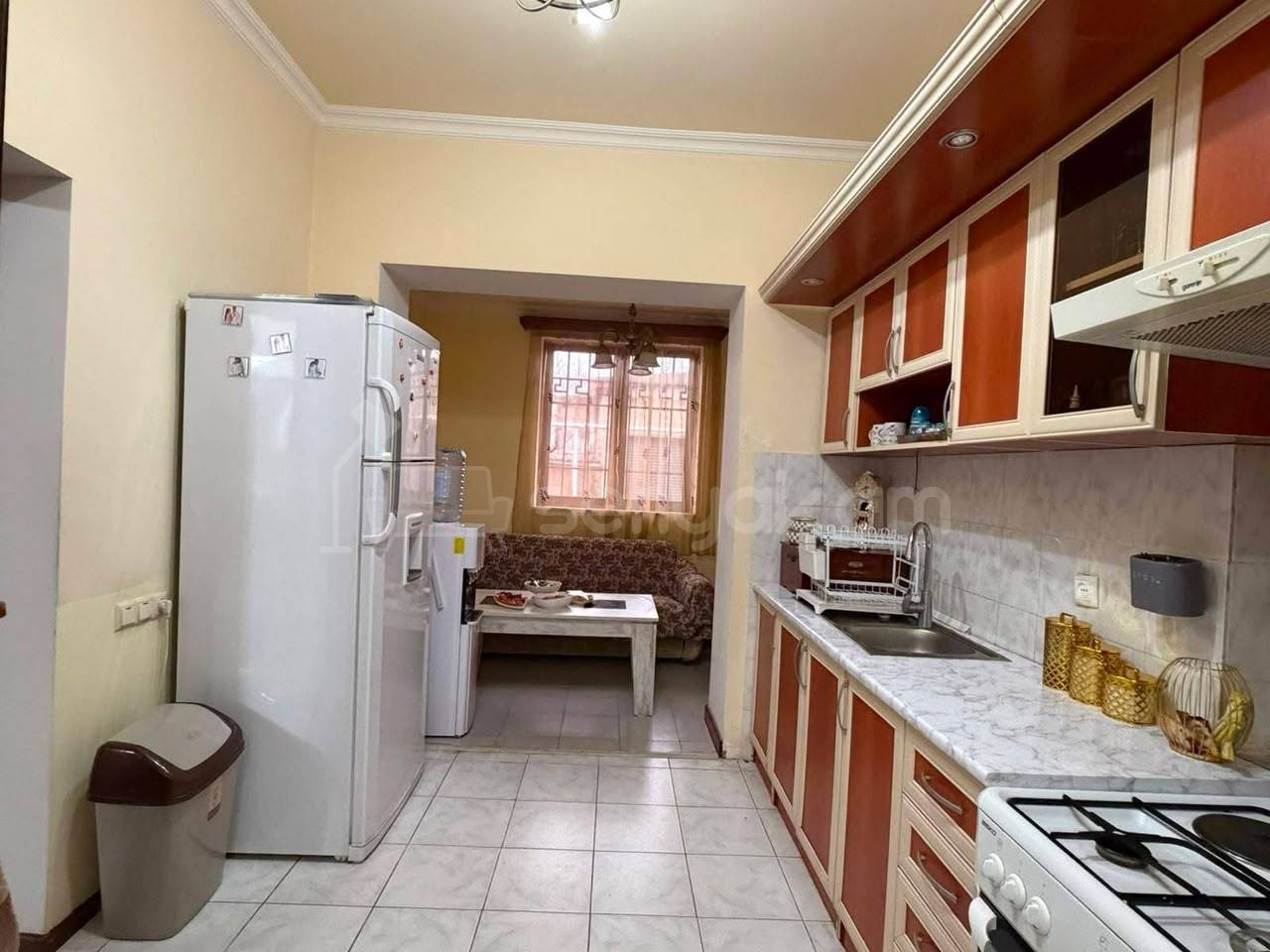 6 Սենյականոց Սեփական Տուն, 335քմ, Նորմալ Վիճակում