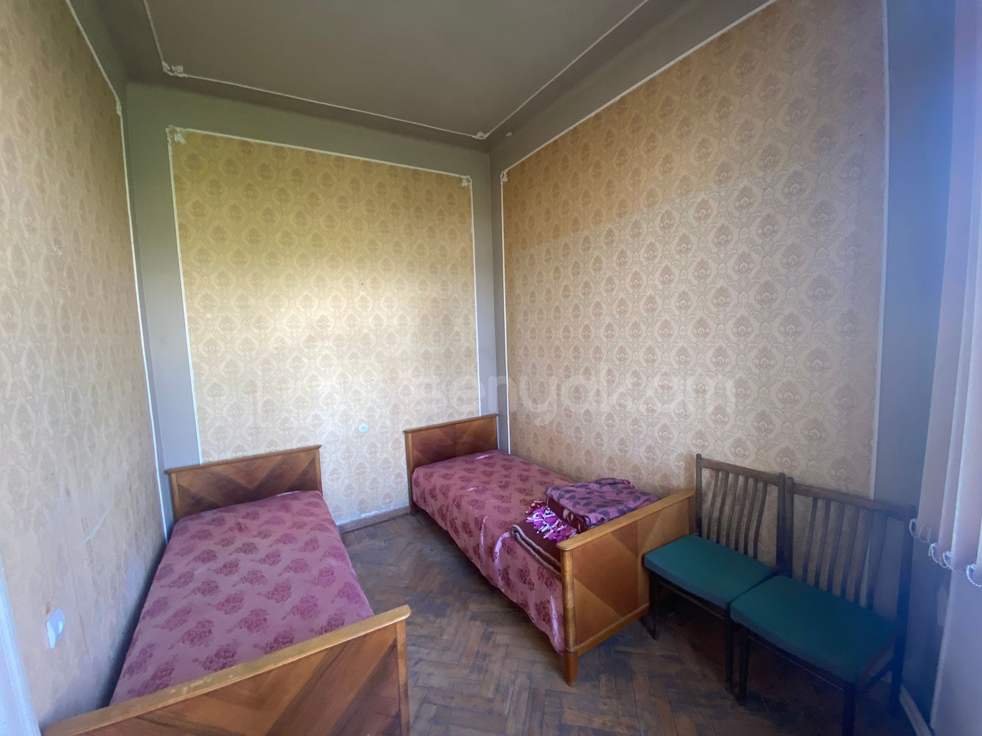 2 Սենյականոց Բնակարան Քարե Շենքում, 46քմ, 5/5 հարկ, Պետական Վիճակում