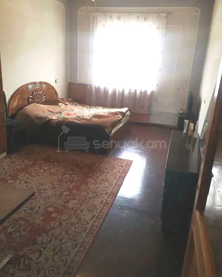 5 Սենյականոց Սեփական Տուն, 850քմ, Նորմալ Վիճակում, Ավտոտնակով