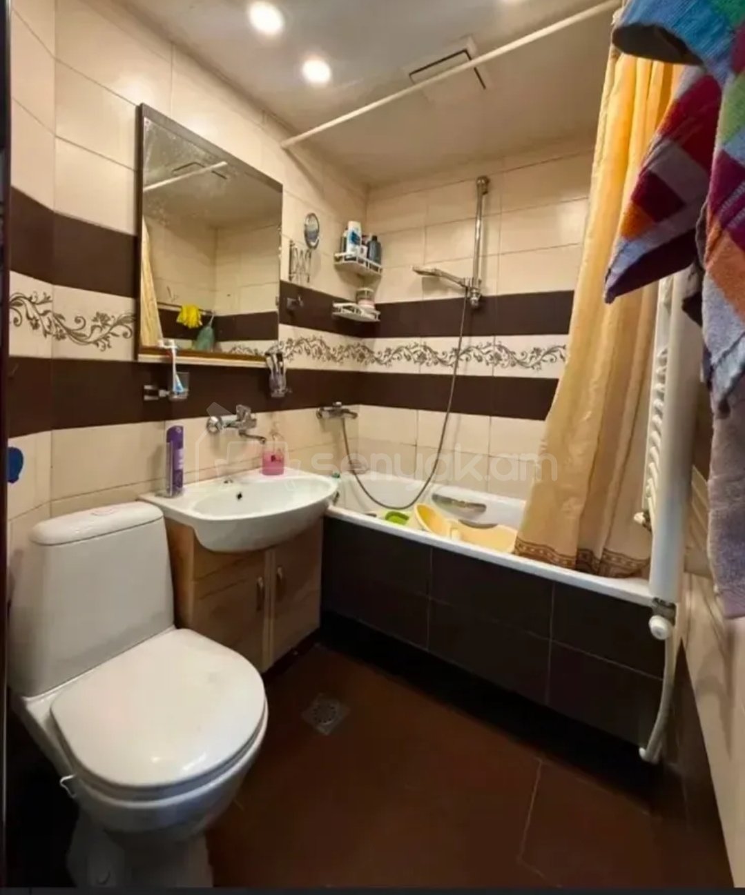 3 Սենյականոց Բնակարան, 60քմ, 1/5 հարկ, Նորմալ Վիճակում