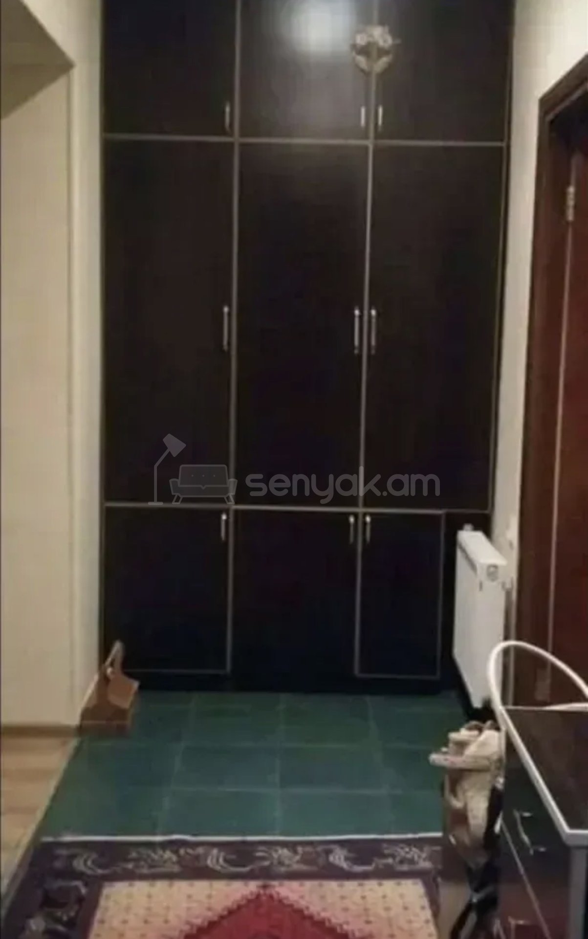 3 Սենյականոց Բնակարան Քարե Շենքում, 70քմ, 4/4 հարկ, Կապիտալ Վերանորոգված, Կահավորված