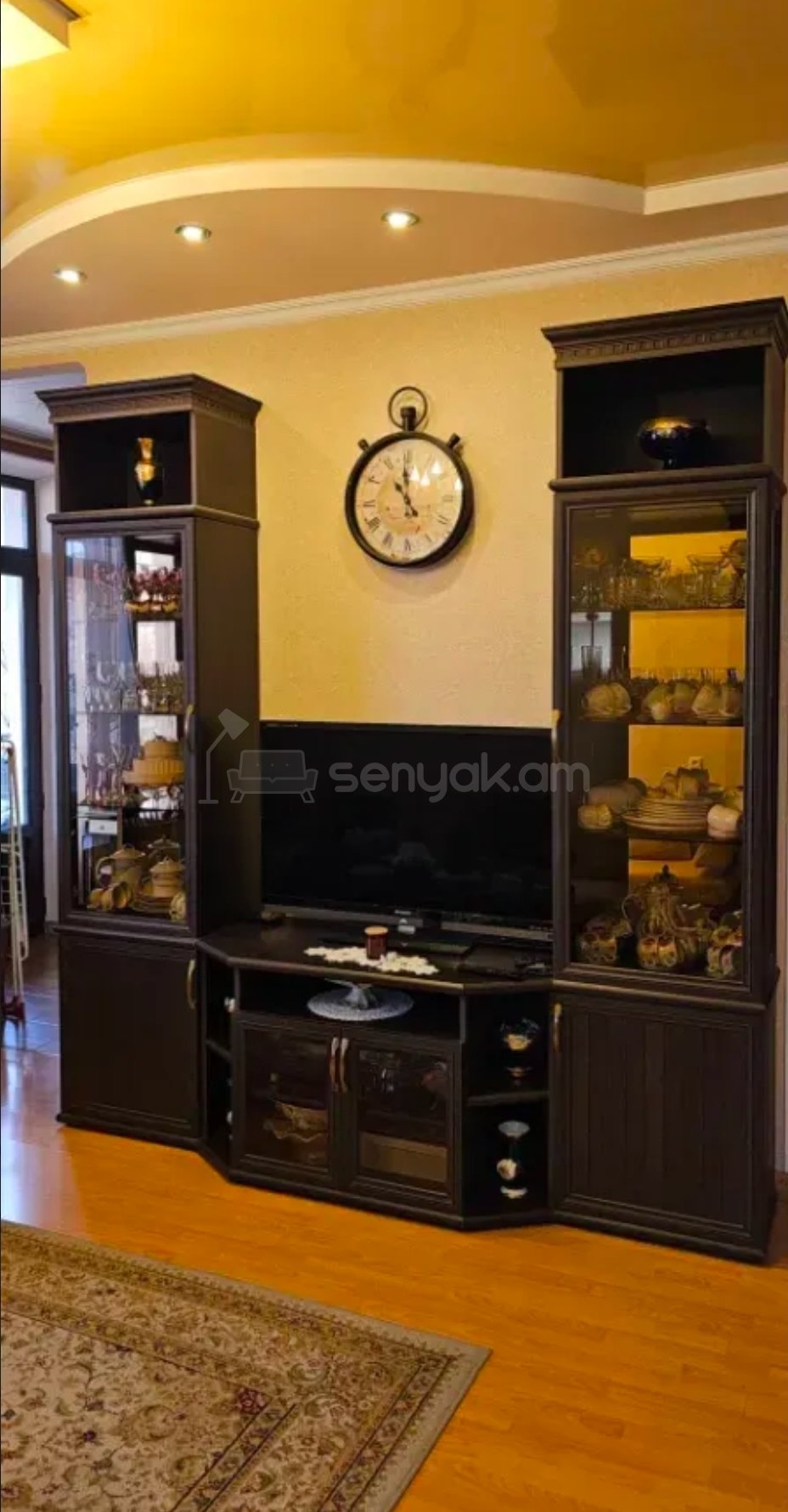 3 Սենյականոց Բնակարան Քարե Շենքում, 59քմ, 4/5 հարկ, Կապիտալ Վերանորոգված