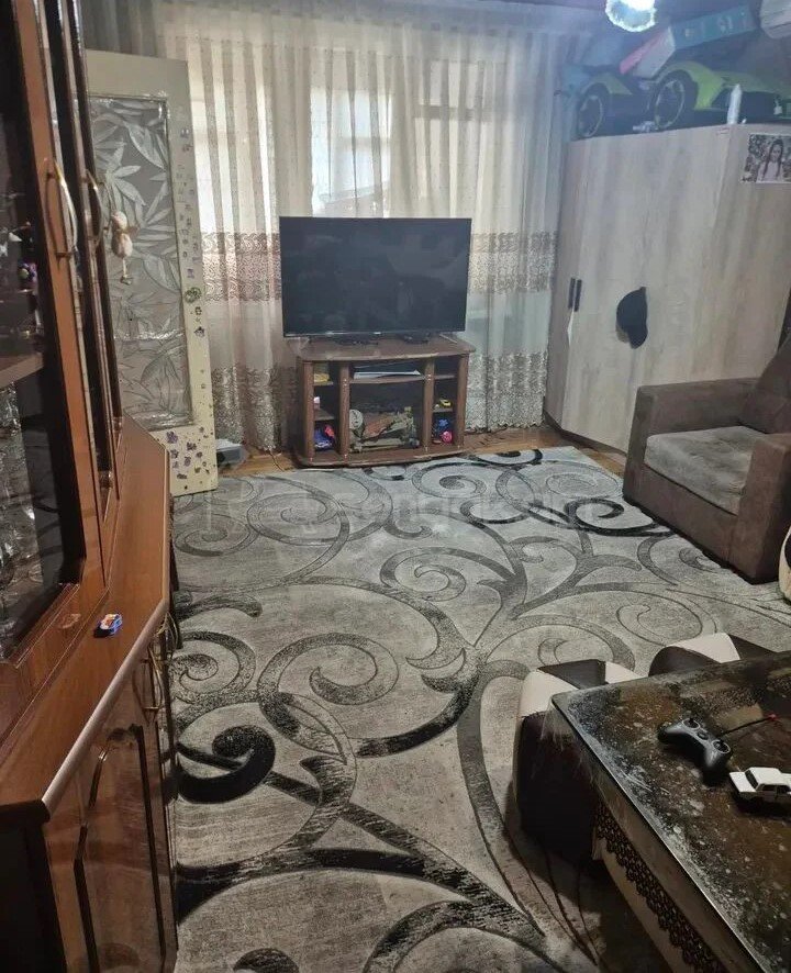 2 Սենյականոց Բնակարան Քարե Շենքում, 56քմ, 4/5 հարկ, Պետական Վիճակում