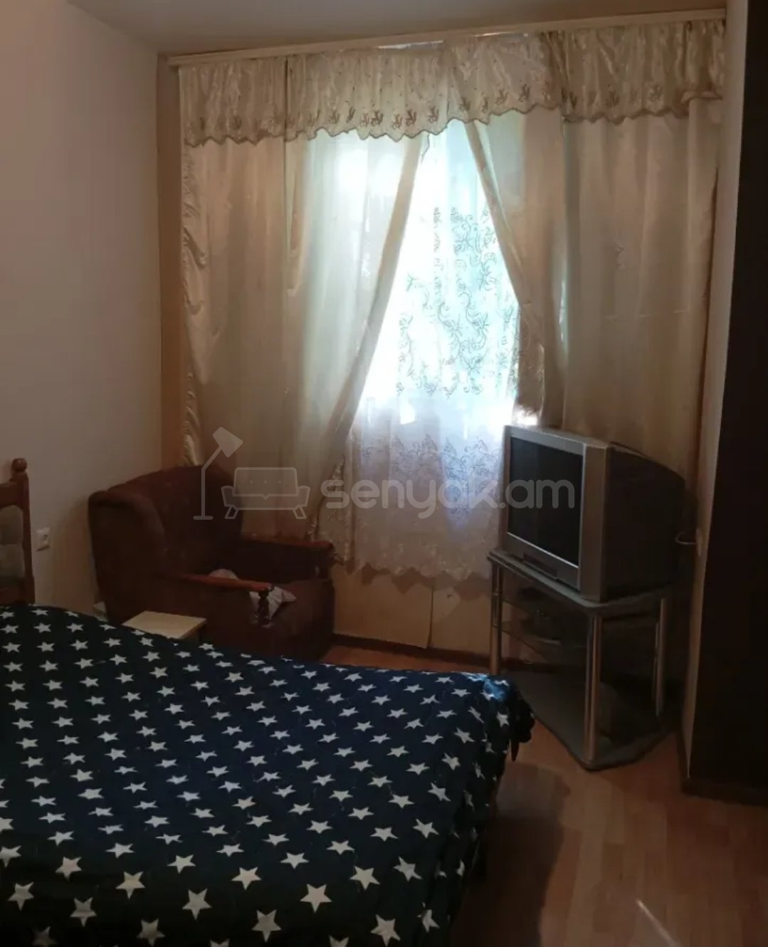 3 Սենյականոց Բնակարան Քարե Շենքում, 60քմ, 1/5 հարկ, Նորմալ Վիճակում