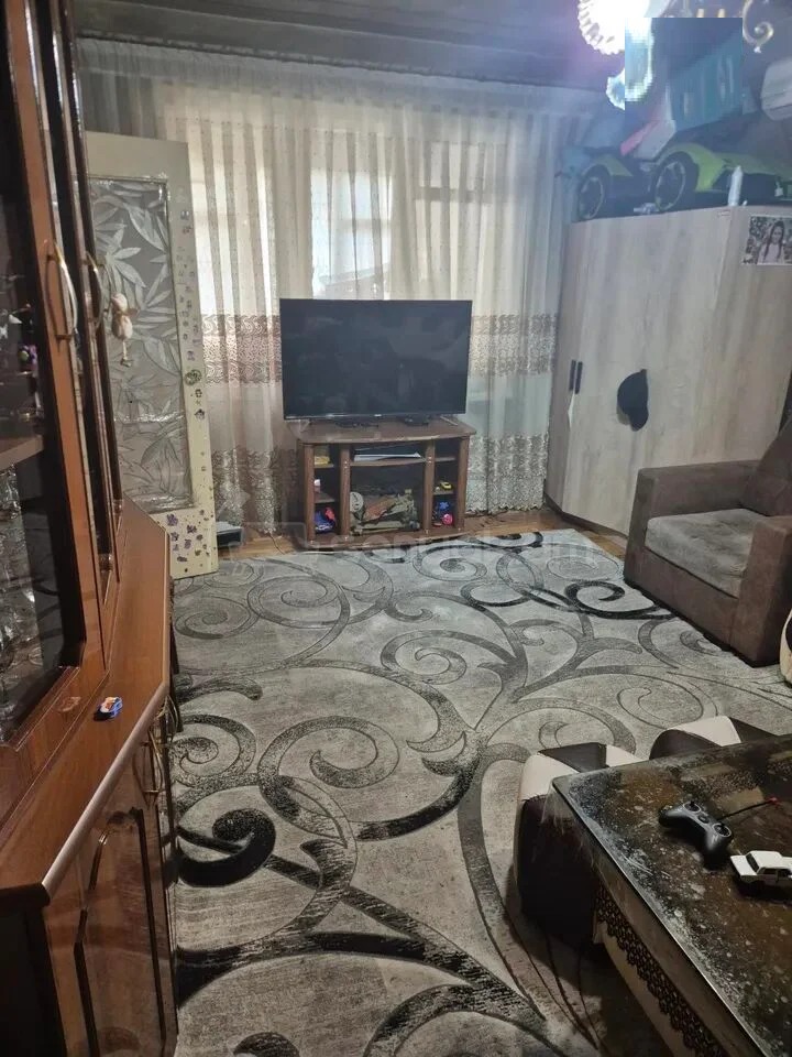 2 Սենյականոց Բնակարան Քարե Շենքում, 56քմ, 4/5 հարկ, Նորմալ Վիճակում