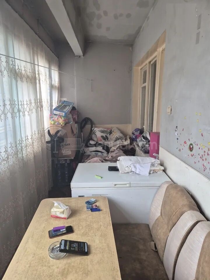 2 Սենյականոց Բնակարան Քարե Շենքում, 56քմ, 4/5 հարկ, Նորմալ Վիճակում