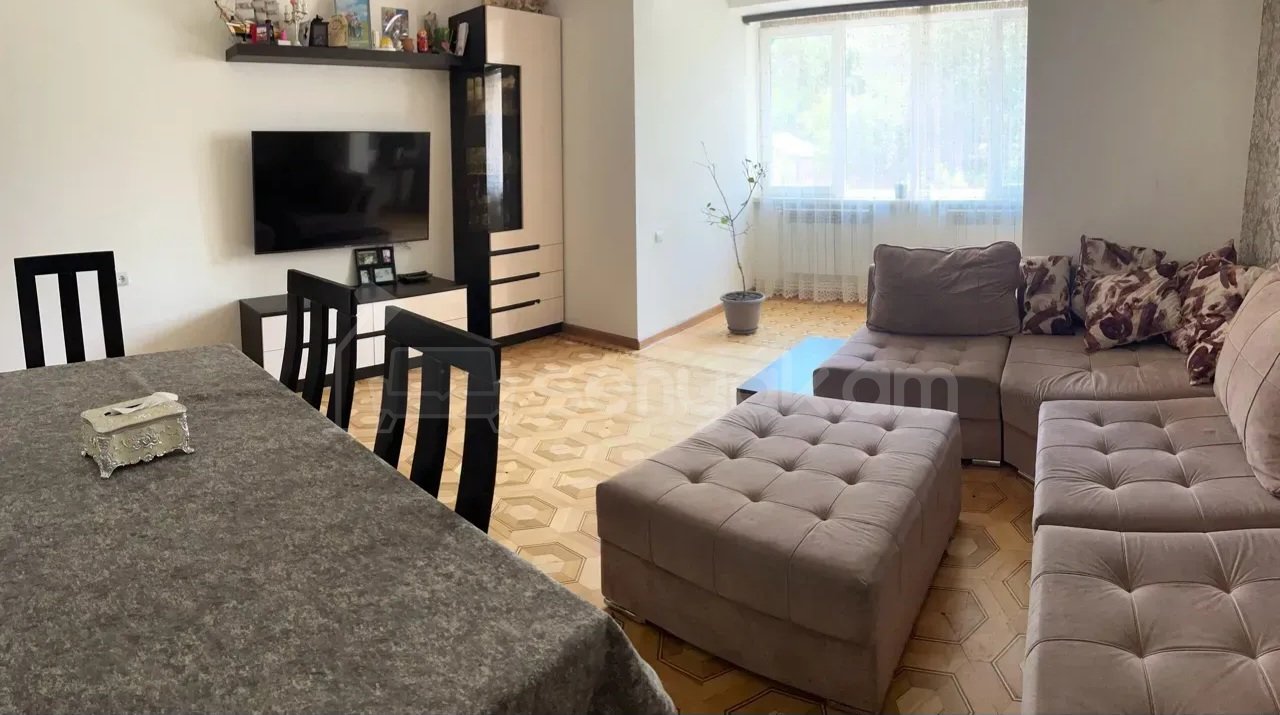 3 Սենյականոց Բնակարան Քարե Շենքում, 76քմ, 5/9 հարկ, Կապիտալ Վերանորոգված, Կահավորված