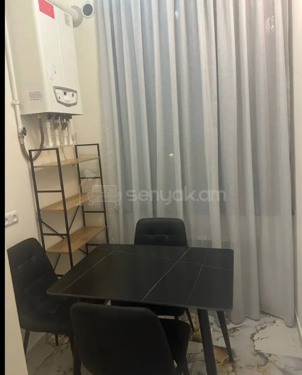 2 Սենյականոց Բնակարան Քարե Շենքում, 50քմ, 4/5 հարկ, Կապիտալ Վերանորոգված, Կահավորված, Արևկող