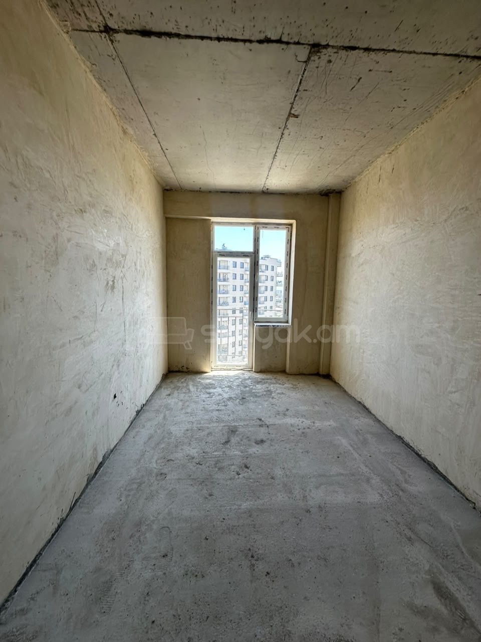 3 Սենյականոց Բնակարան, 83քմ, 11/15 հարկ, Զրոյական Վիճակում