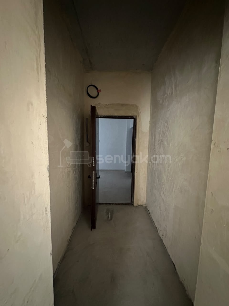 3 Սենյականոց Բնակարան, 83քմ, 11/15 հարկ, Զրոյական Վիճակում