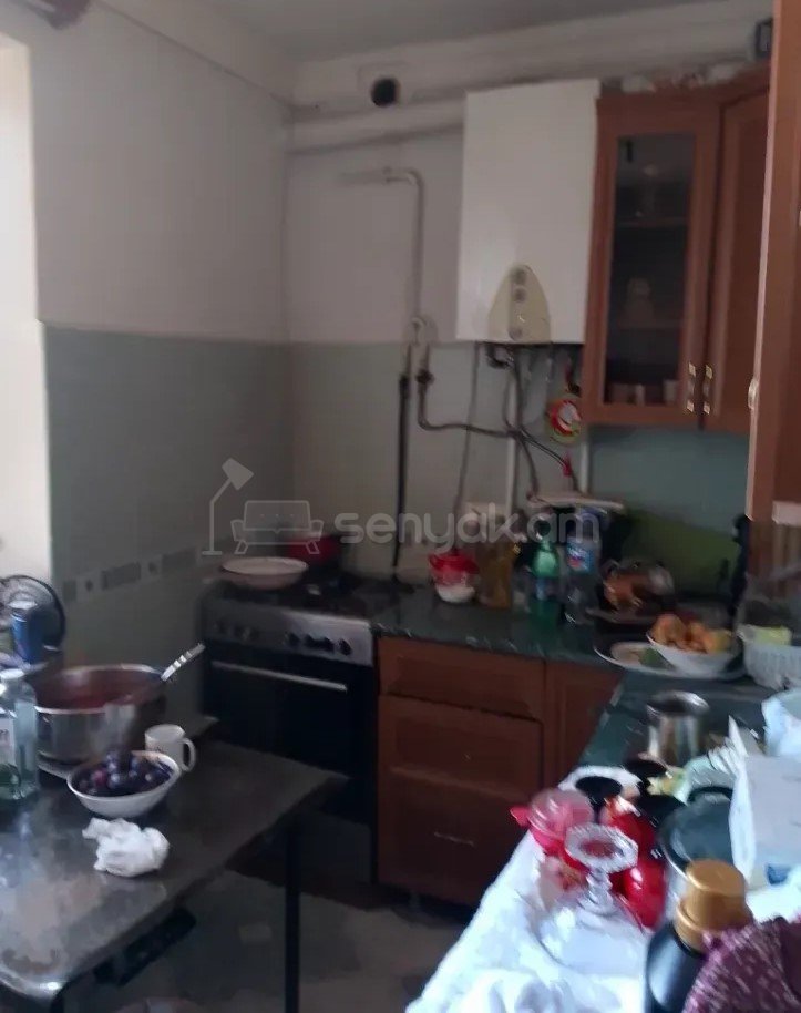 3 Սենյականոց Բնակարան Քարե Շենքում, 76քմ, 1/5 հարկ, Դիզայներական Վերանորոգված