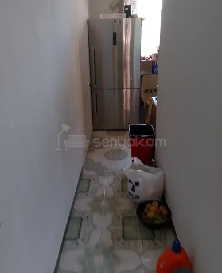 3 Սենյականոց Բնակարան Քարե Շենքում, 76քմ, 1/5 հարկ, Դիզայներական Վերանորոգված