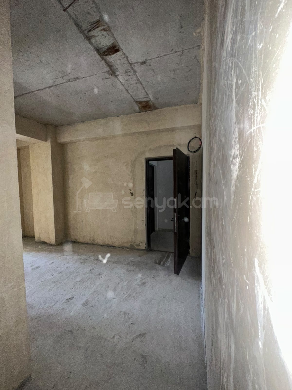2 Սենյականոց Բնակարան, 71քմ, 9/15 հարկ, Զրոյական Վիճակում