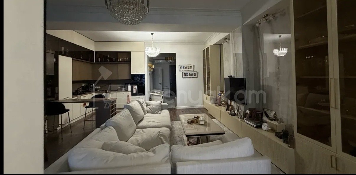 3 Սենյականոց Բնակարան Նորակառույցում, 85քմ, 8/10 հարկ, Դիզայներական Վերանորոգված, Կահավորված, Արևկող
