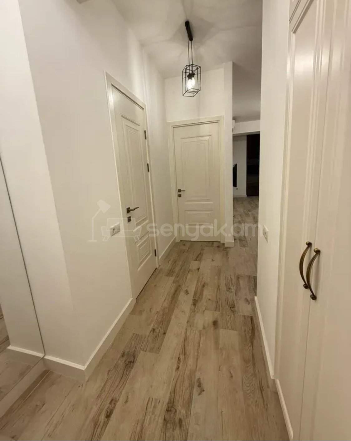 2 Սենյականոց Բնակարան Նորակառույցում, 56քմ, 12/12 հարկ, Դիզայներական Վերանորոգված