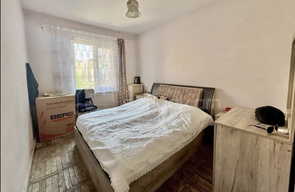 4 Սենյականոց Բնակարան, 2քմ, 7/9 հարկ, Կոսմետիկ Վերանորոգված
