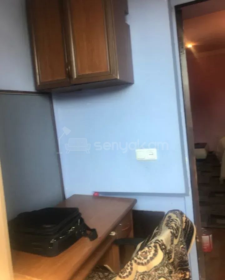 4 Սենյականոց Բնակարան Քարե Շենքում, 70քմ, 5/5 հարկ, Կոսմետիկ Վերանորոգված, Կահավորված, Արևկող