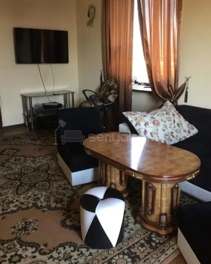 4 Սենյականոց Բնակարան Քարե Շենքում, 70քմ, 5/5 հարկ, Կոսմետիկ Վերանորոգված, Կահավորված, Արևկող