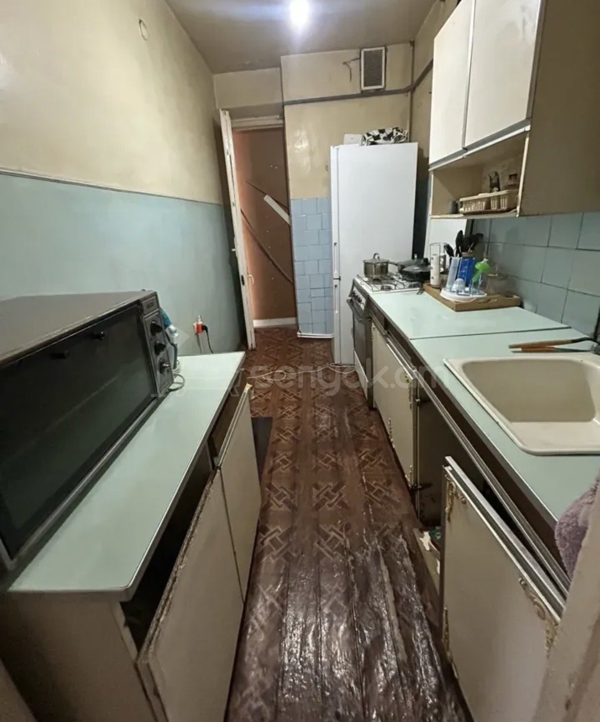 2 Սենյականոց Բնակարան Քարե Շենքում, 48քմ, 2/5 հարկ, Կոսմետիկ Վերանորոգված
