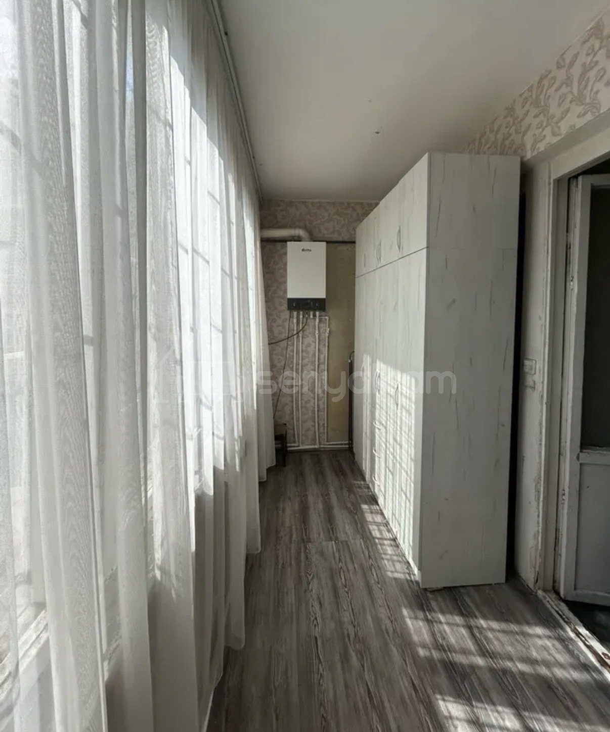 2 Սենյականոց Բնակարան Քարե Շենքում, 48քմ, 2/5 հարկ, Կոսմետիկ Վերանորոգված