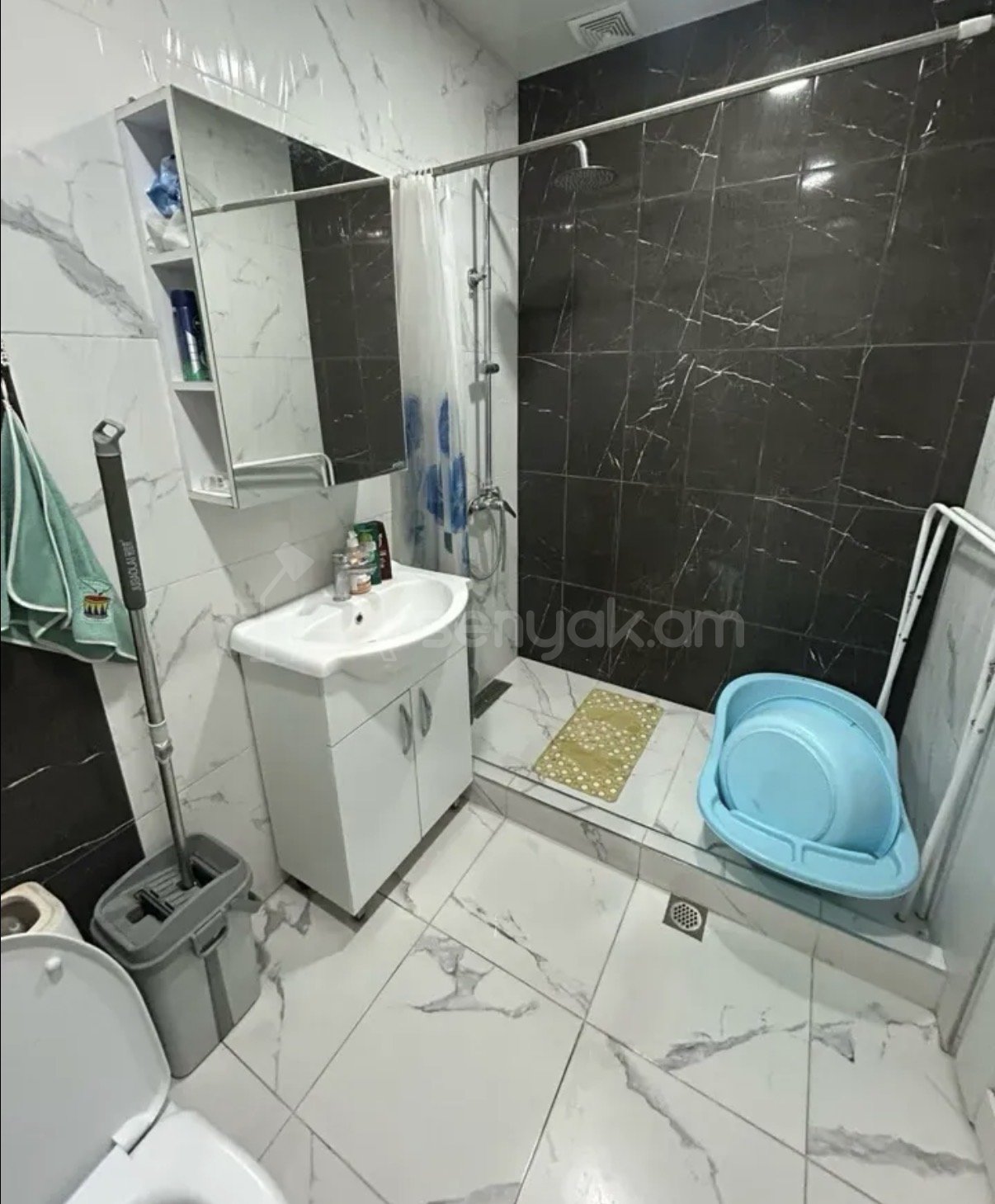 2 Սենյականոց Բնակարան Քարե Շենքում, 48քմ, 2/5 հարկ, Կոսմետիկ Վերանորոգված