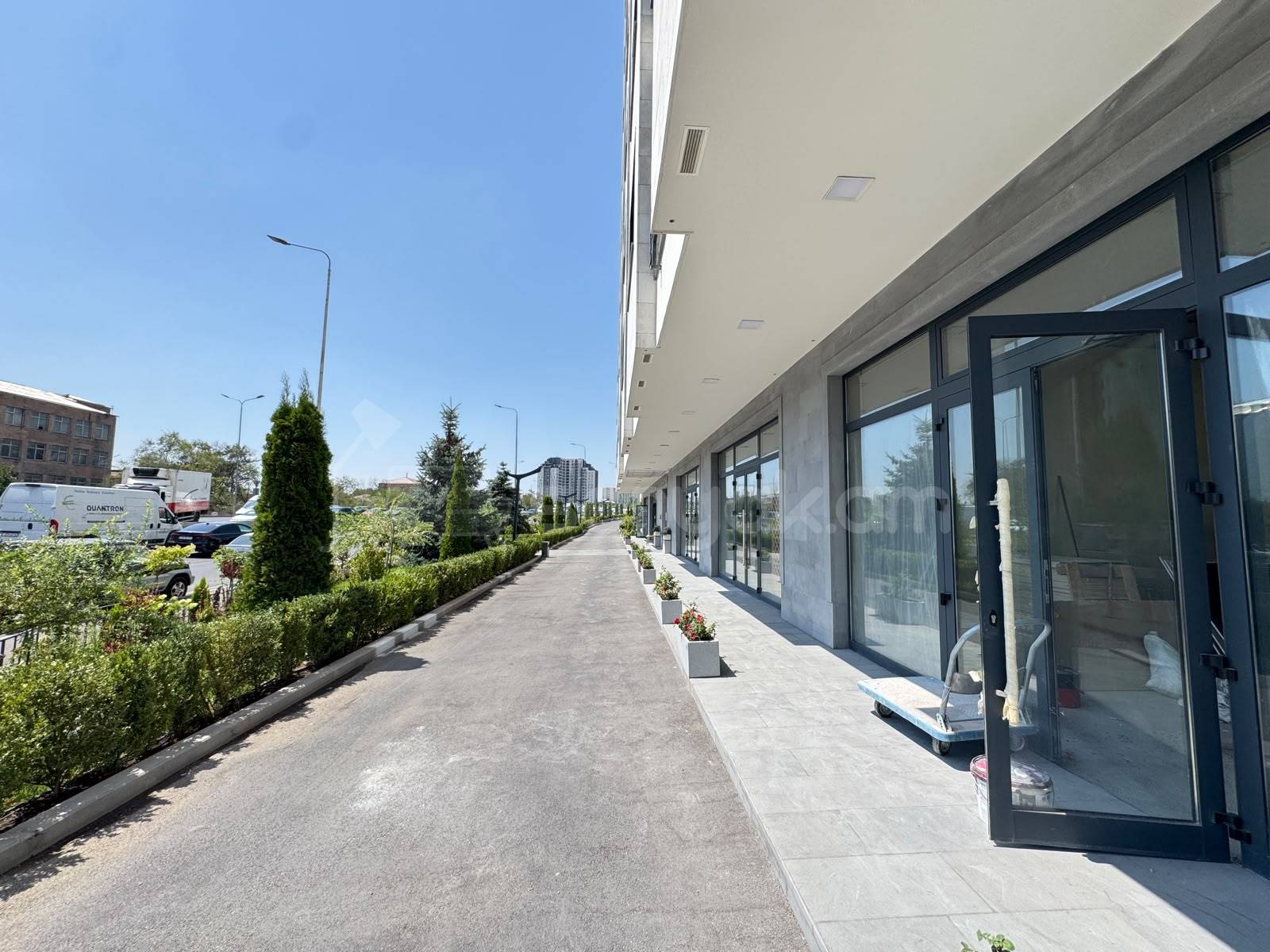 2 Սենյականոց Բնակարան Նորակառույցում, 52քմ, 4/16 հարկ, Կապիտալ Վերանորոգված