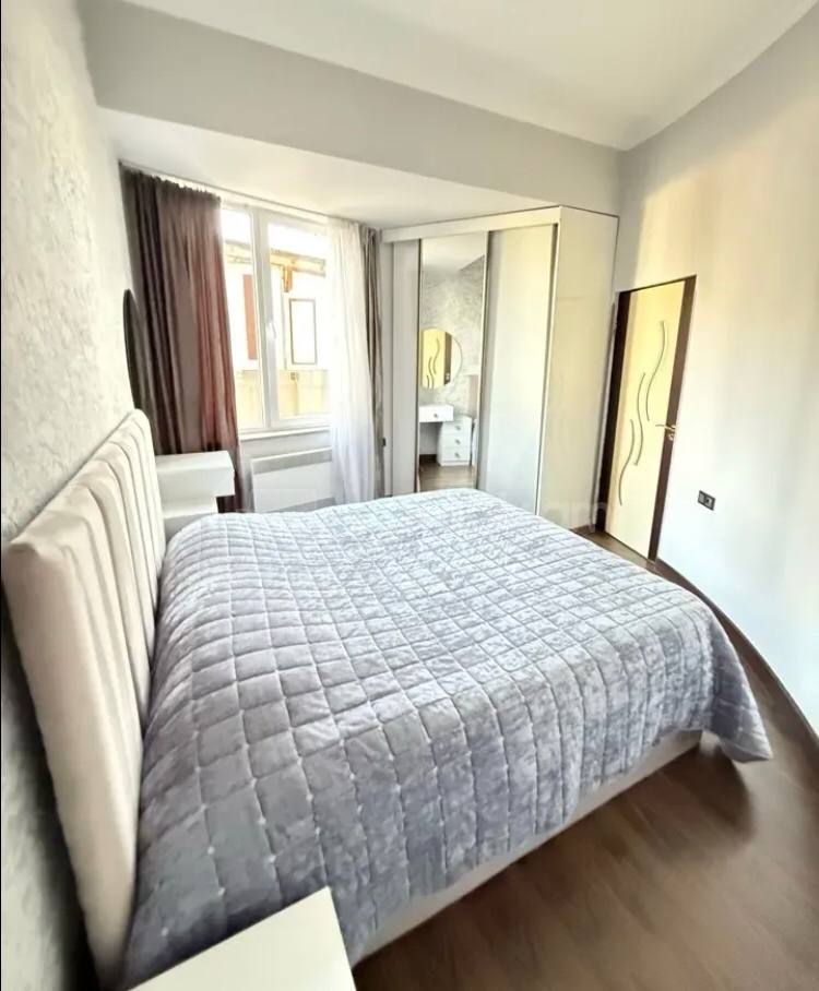 3 Սենյականոց Բնակարան, 59քմ, 4/19 հարկ, Կապիտալ Վերանորոգված, Կահավորված