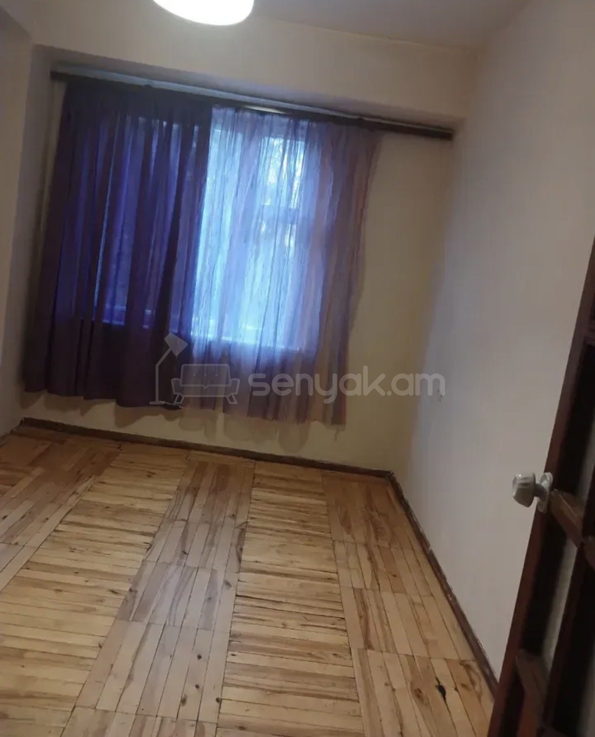 4 Սենյականոց Բնակարան, 100քմ, 2/16 հարկ, Նորմալ Վիճակում, Մասամբ Կահավորված, Արևկող