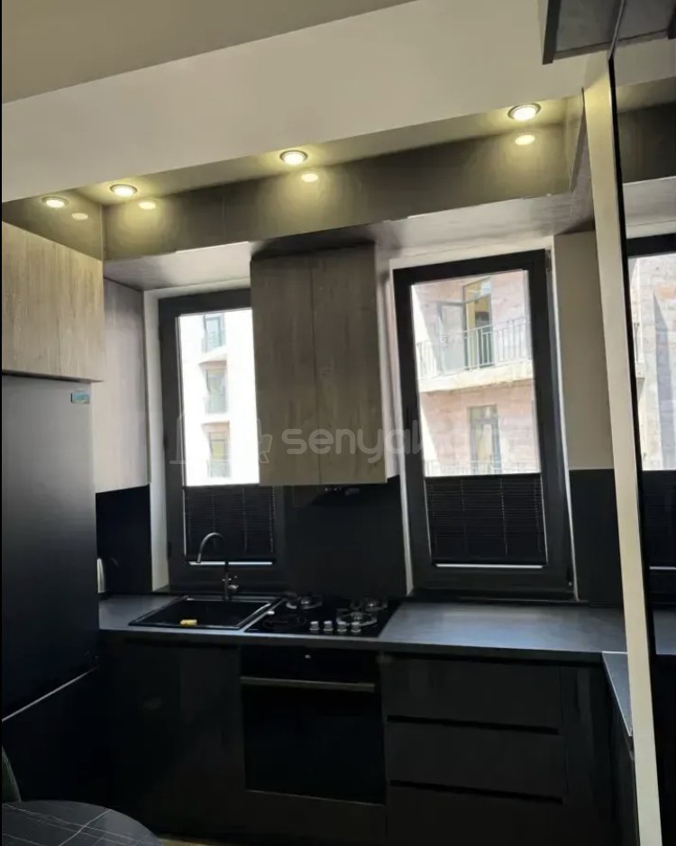 3 Սենյականոց Բնակարան Նորակառույցում, 85քմ, 14/16 հարկ, Դիզայներական Վերանորոգված, Կահավորված