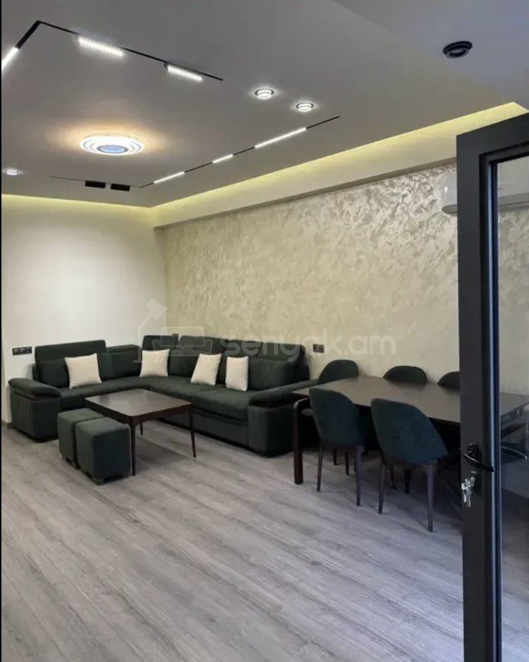 3 Սենյականոց Բնակարան Նորակառույցում, 85քմ, 14/16 հարկ, Դիզայներական Վերանորոգված, Կահավորված