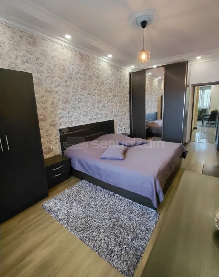 3 Սենյականոց Բնակարան Քարե Շենքում, 70քմ, 4/4 հարկ, Կոսմետիկ Վերանորոգված, Կահավորված