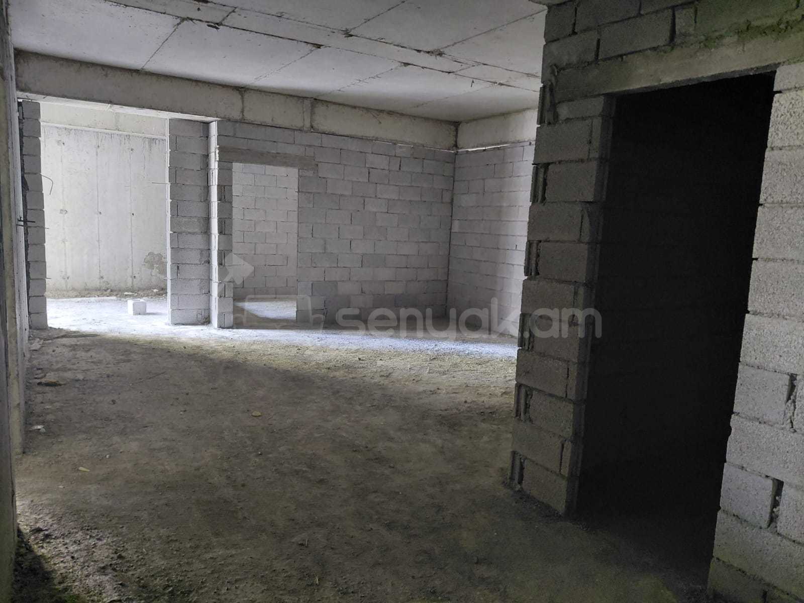 3 Սենյականոց Բնակարան, 73քմ, 10/16 հարկ, Զրոյական Վիճակում