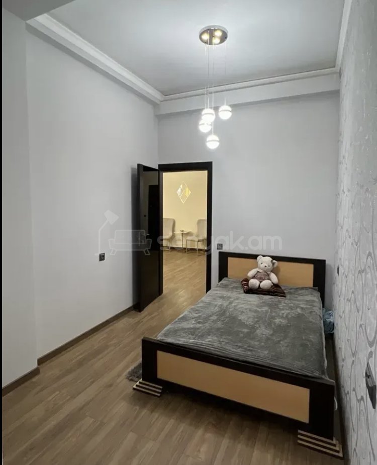 4 Սենյականոց Բնակարան Նորակառույցում, 130քմ, 10/10 հարկ, Դիզայներական Վերանորոգված, Կահավորված, Արևկող