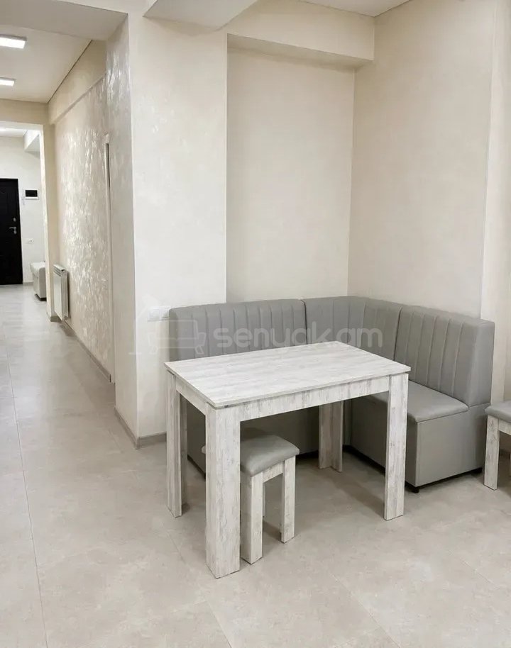 4 Սենյականոց Բնակարան Նորակառույցում, 100քմ, 7/16 հարկ, Կապիտալ Վերանորոգված