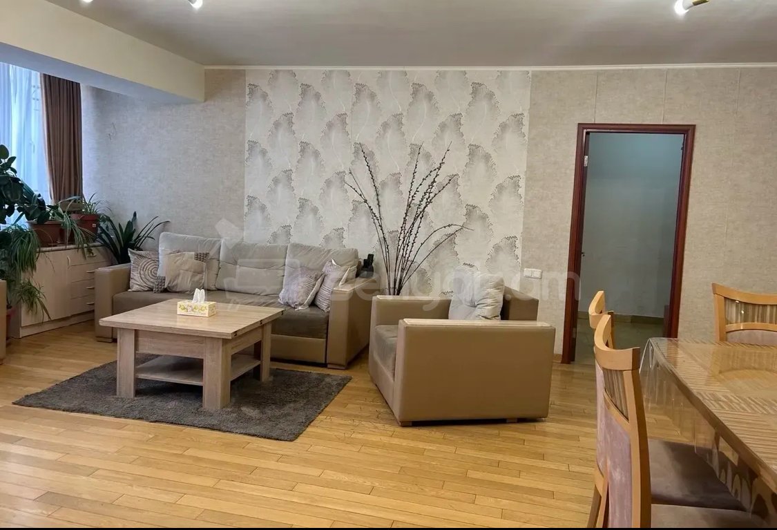 5 Սենյականոց Բնակարան, 120քմ, 1/14 հարկ, Կապիտալ Վերանորոգված