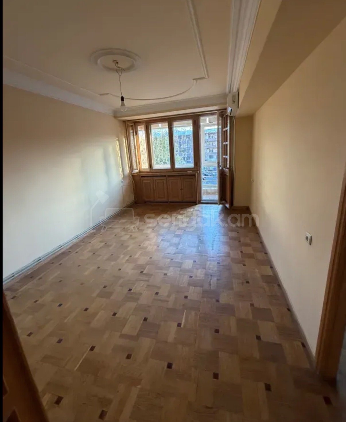 4 Սենյականոց Բնակարան, 92քմ, 2/14 հարկ, Նորմալ Վիճակում