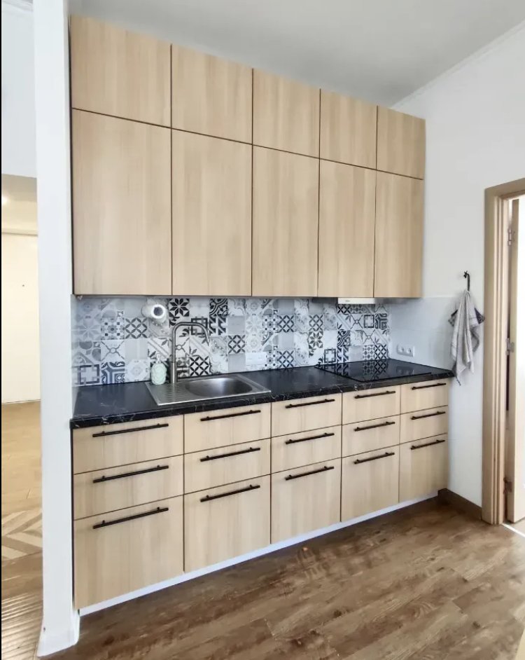 3 Սենյականոց Բնակարան Քարե Շենքում, 60քմ, 4/4 հարկ, Կապիտալ Վերանորոգված, Կահավորված, Արևկող