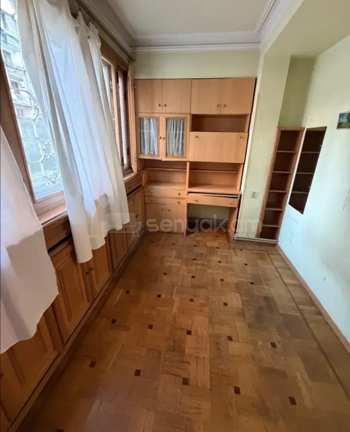 4 Սենյականոց Բնակարան, 92քմ, 2/14 հարկ, Նորմալ Վիճակում