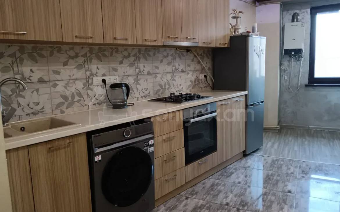 3 Սենյականոց Բնակարան, 73քմ, 6/9 հարկ, Կապիտալ Վերանորոգված
