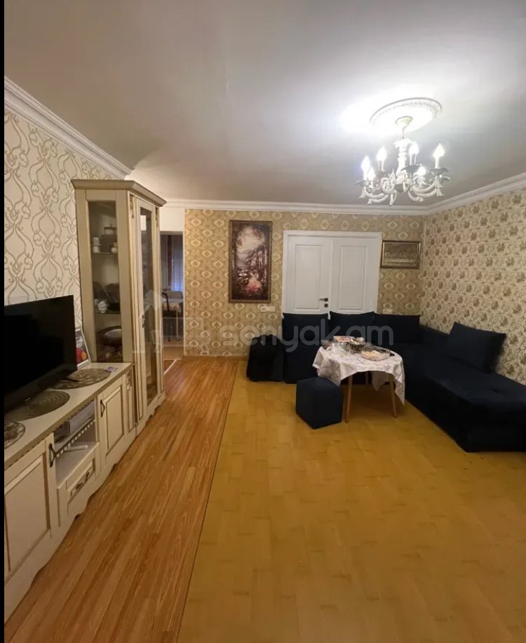 2 Սենյականոց Բնակարան Քարե Շենքում, 57քմ, 2/5 հարկ, Կոսմետիկ Վերանորոգված, Կահավորված