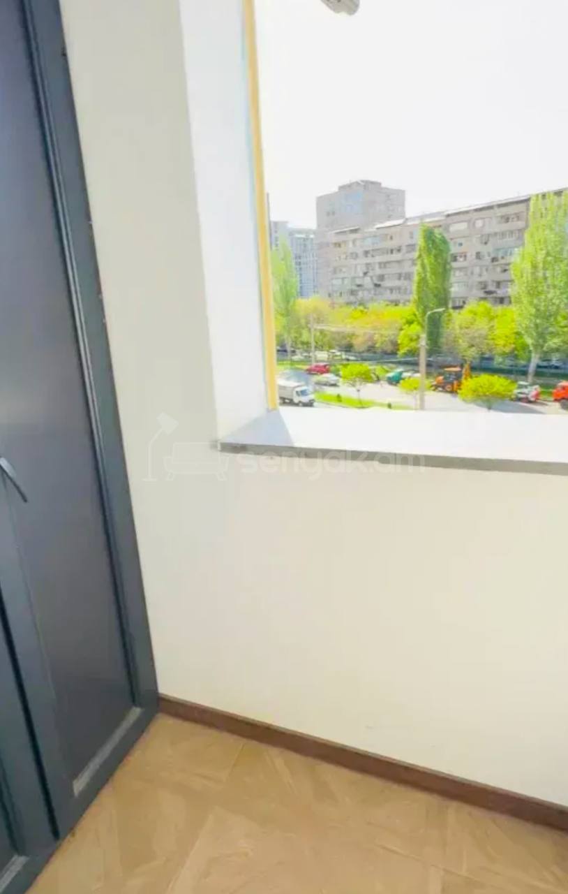 2 Սենյականոց Բնակարան, 51քմ, 4/18 հարկ, Կապիտալ Վերանորոգված