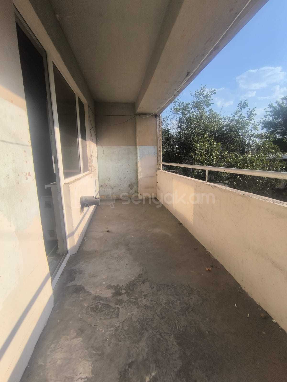 3 Սենյականոց Բնակարան, 68քմ, 2/9 հարկ, Պետական Վիճակում