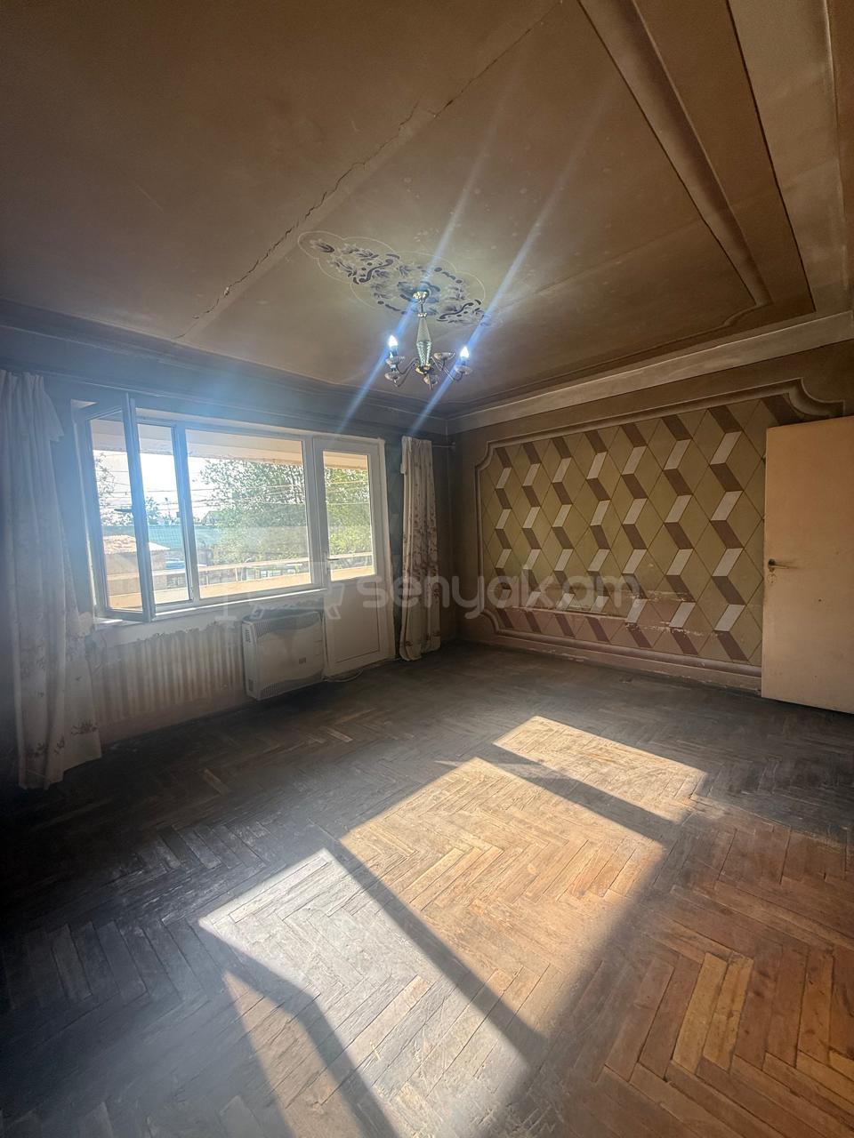 3 Սենյականոց Բնակարան, 68քմ, 2/9 հարկ, Պետական Վիճակում