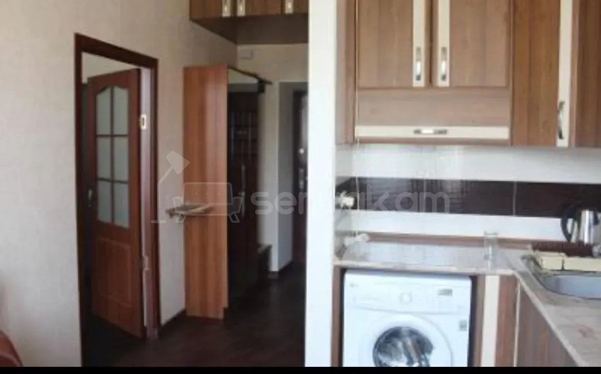 1 Սենյականոց Բնակարան Քարե Շենքում, 40քմ, 3/5 հարկ, Կապիտալ Վերանորոգված, Կահավորված