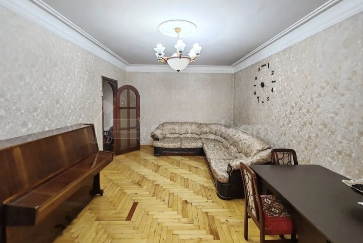 3 Սենյականոց Բնակարան, 80քմ, 9/9 հարկ, Կապիտալ Վերանորոգված, Կահավորված