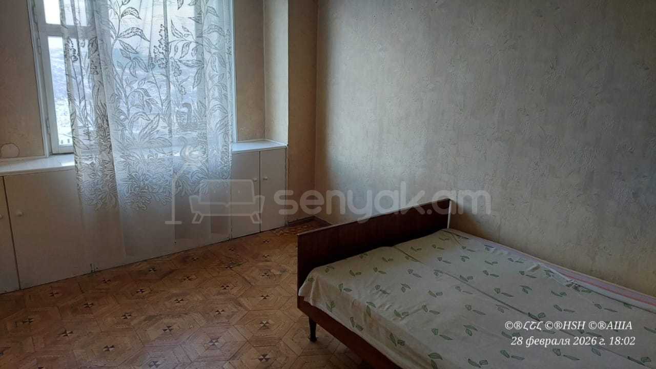 3 Սենյականոց Բնակարան, 82քմ, 6/12 հարկ, Նորմալ Վիճակում