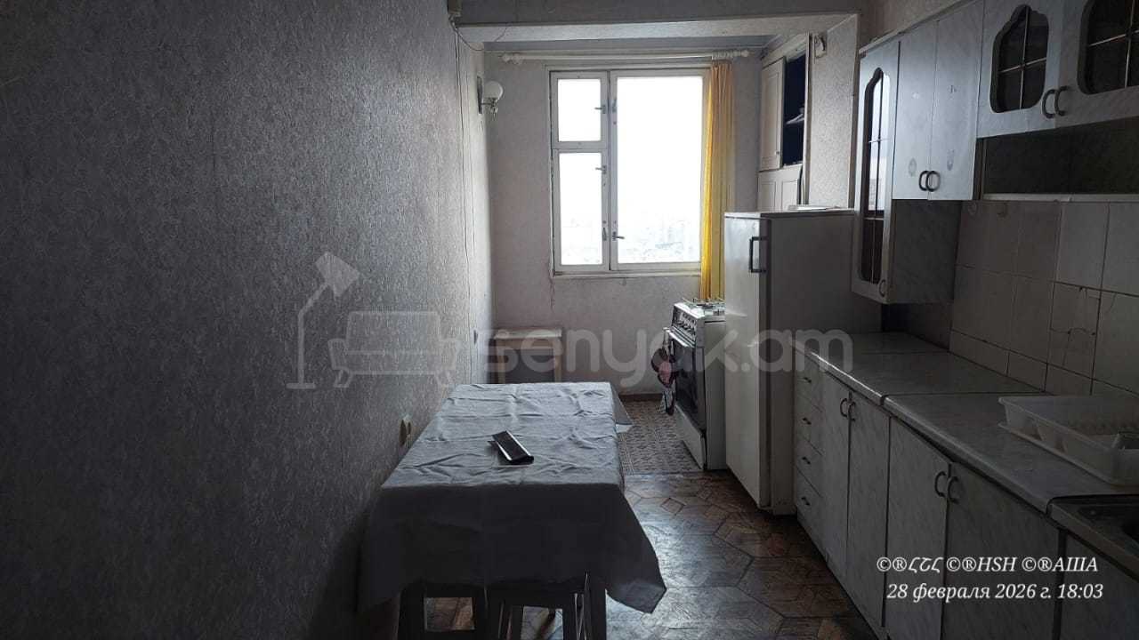 3 Սենյականոց Բնակարան, 82քմ, 6/12 հարկ, Նորմալ Վիճակում
